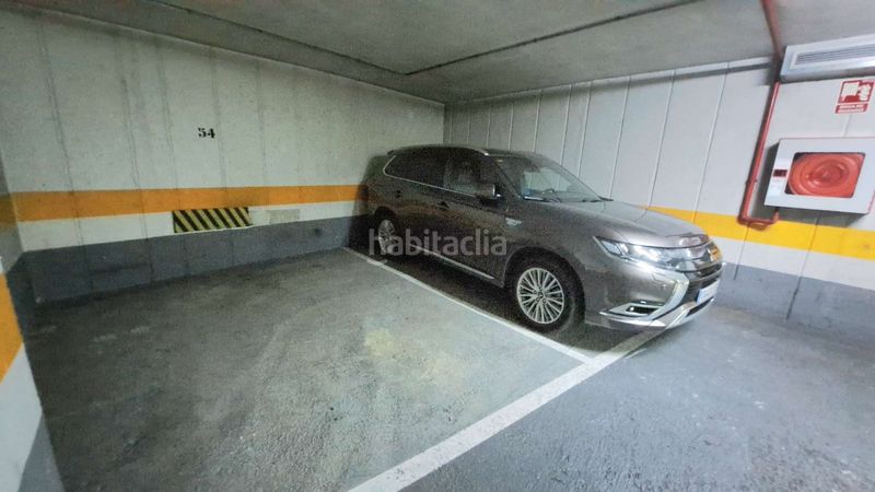 Foto aa82ca95-d1cd-46a6-8bc1-1458a937737d. Aparcament cotxe a San Pablo Zaragoza