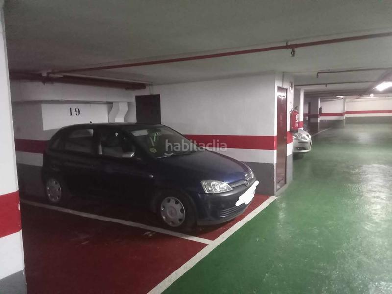 Foto 6c4f8a6f-0d7c-4dd8-9d79-4c6b15cc453d. Parking coche en Ruiseñores Zaragoza