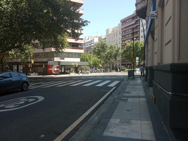 Foto 744a06c8-d8dd-4426-b9e0-c76bef5fe75e. Parking coche en Ruiseñores Zaragoza