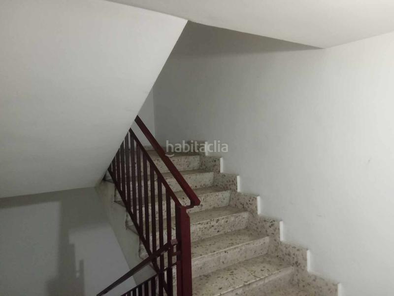 Foto c454d91a-d03b-4194-95d4-83169b681524. Parking coche en Ruiseñores Zaragoza