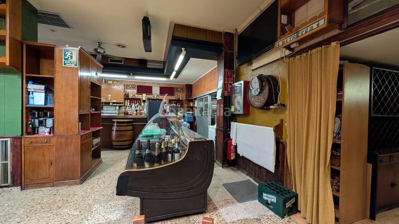 Foto 544d6c60-5bfe-48b3-9eba-2372a171f63d. Rent business premise in Las Delicias Zaragoza