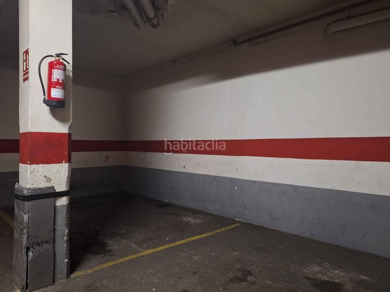 Foto aeef65f5-b348-43de-be0a-9a6ea551194d. Parking coche en Pinares de Venecia Zaragoza