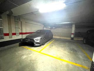 Parking coche  Pedro porter