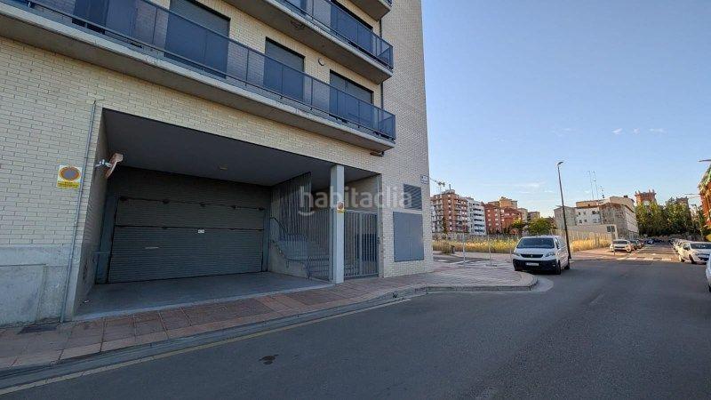 Foto eef7d3e2-a734-4696-8bd2-f67229448cb2. Autoparkplatz in La Granja Zaragoza