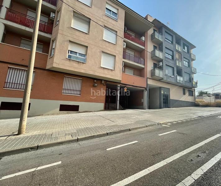 Foto 4fa4d4df-bb68-4720-9789-d7eb2c237aad. Autoparkplatz in Oliver Zaragoza