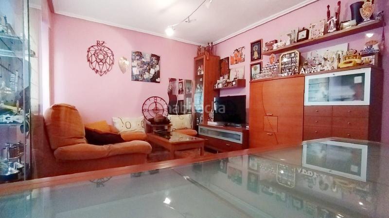 Foto c31971df-17ba-43d1-87a4-4a2f45a4f99b. Etagenwohnung mit heizung in La Almozara Zaragoza