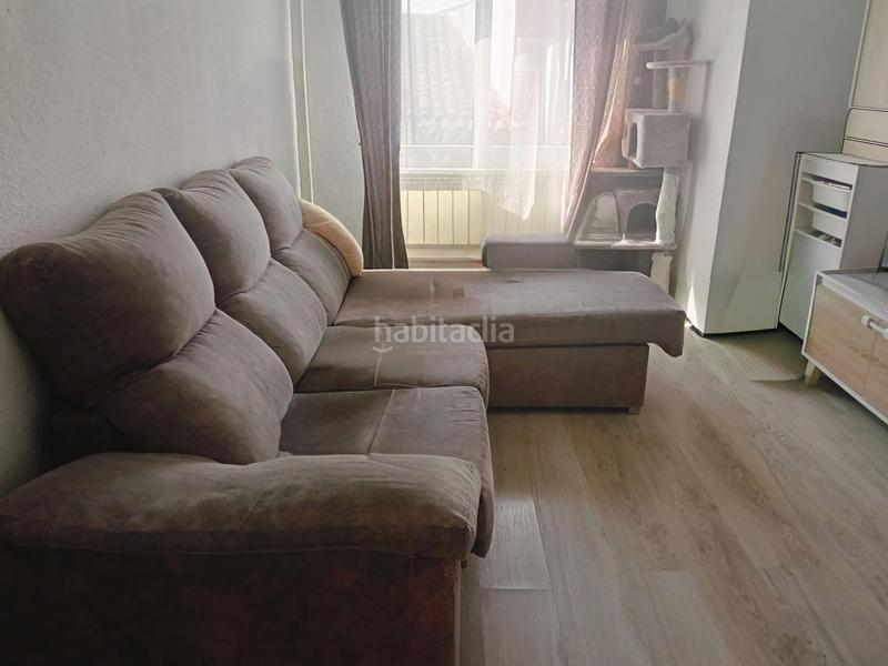Foto df4067b9-4f0c-4a9a-838a-ce12cf229fb2. Piso en Barrio del Ave Zaragoza
