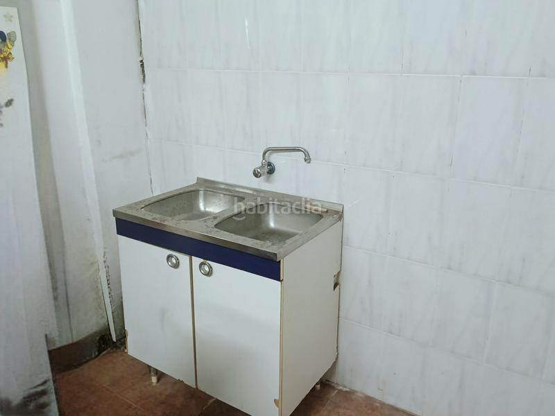 Foto b4359ed4-198a-405e-98cf-f9c0f96dfbce. Lloguer local comercial a Barrio del Ave Zaragoza