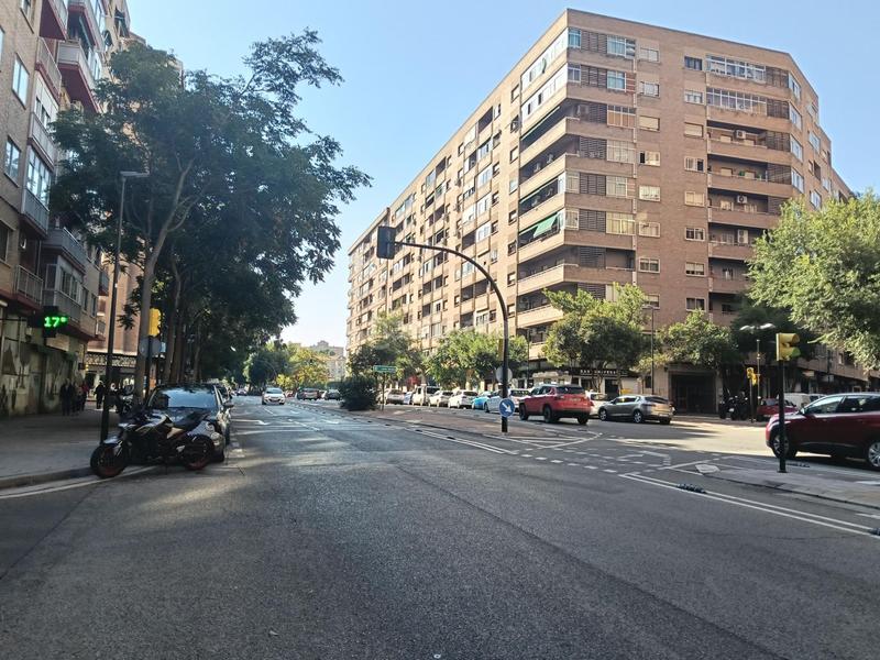 Foto c65cd329-3dbd-40a4-9382-6b968c4999c9. Lloguer local comercial a La Bozada - Parque Delicias Zaragoza