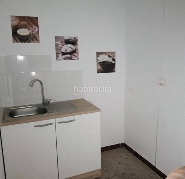 Foto 69ffce30-743e-47f7-a7a1-2dedaf504881. Location local commercial dans La Bozada - Parque Delicias Zaragoza