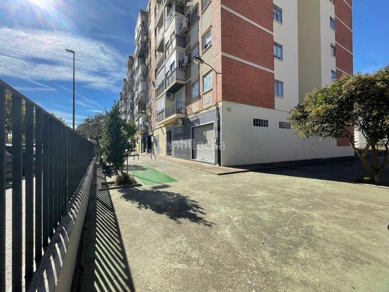 Foto acfcd300-75ec-4ccb-a2bd-6498f4d75d19. Local comercial a Oliver Zaragoza