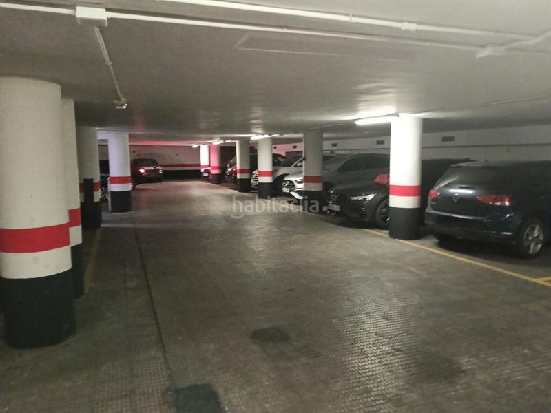 Foto 08dc28c1-f993-44b2-a02b-c588ca76d191. Parking voiture dans Plaza de Toros Zaragoza