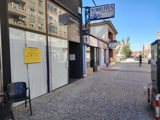 Local Comercial en avenida santa isabel