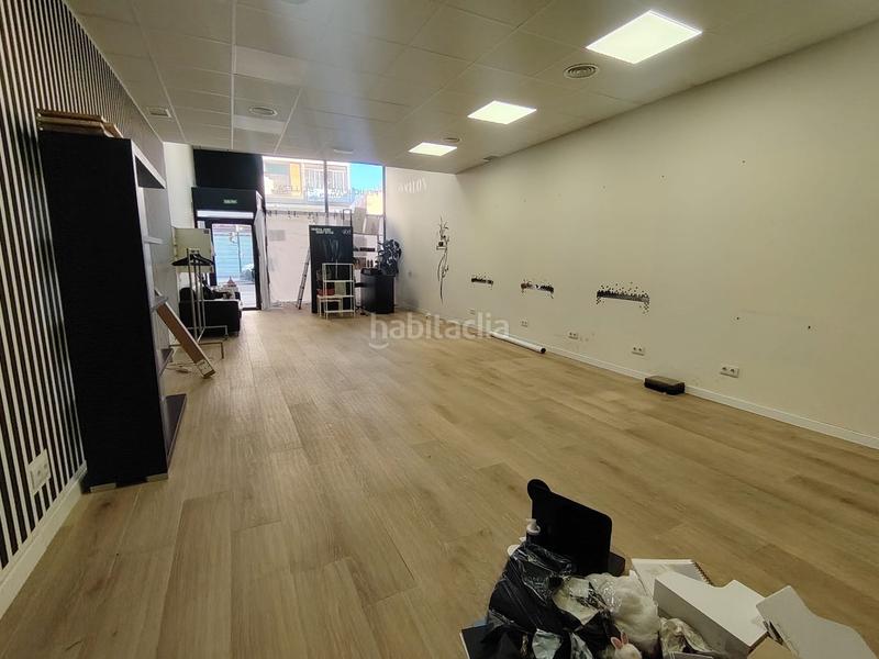 Foto 87bdf48d-5ce2-4c9b-b88e-40be12421fef. Lloguer local comercial a Santa Isabel Zaragoza