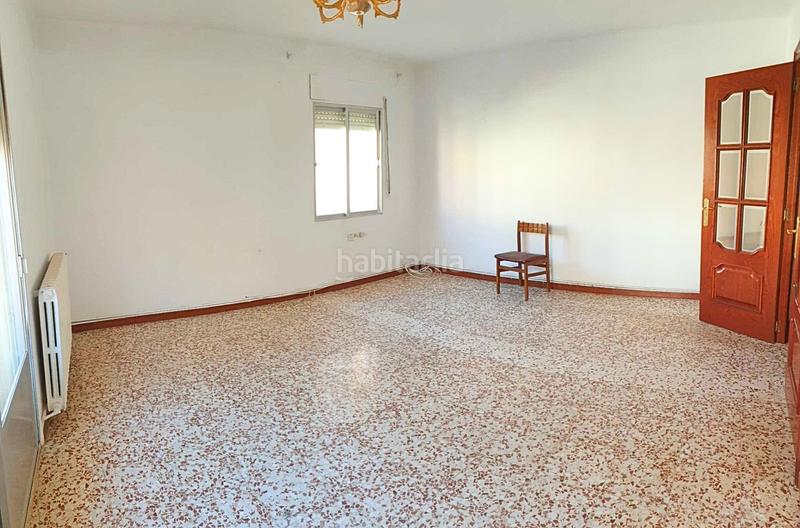 Foto 14d09b86-7e47-41f6-b04f-1788347d9266. Flat with heating in Ibdes