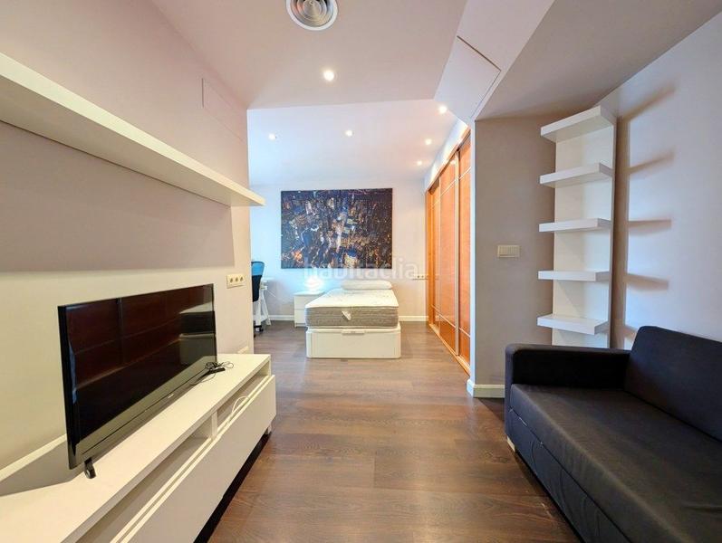 Foto 78d1d838-2eca-49e5-8ae0-ba6ad6dd9dc7. Rent flat in Paseo Constitución - Las Damas Zaragoza