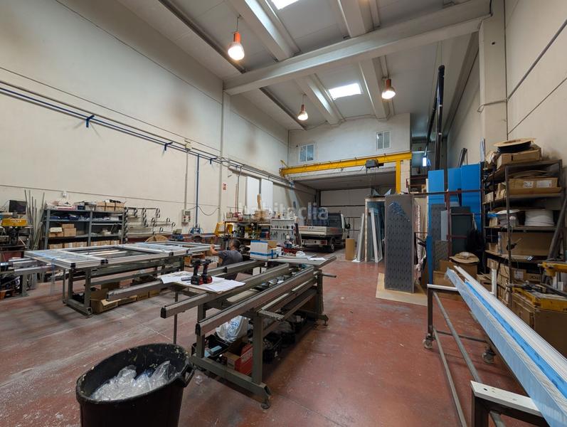 Foto 0425fb6e-2c20-40f3-9330-3f7a9261ebe5. Fabrikhalle in Cuarte de Huerva