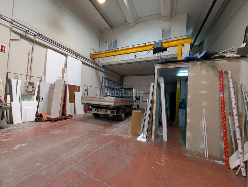 Foto e9e308d0-0c3c-4442-8848-cd2d93a7744d. Fabrikhalle in Cuarte de Huerva