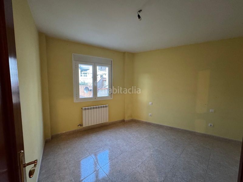 Foto f6acbb4b-a8a7-43a3-b0e3-922638811456. Piso en Brea de Aragón