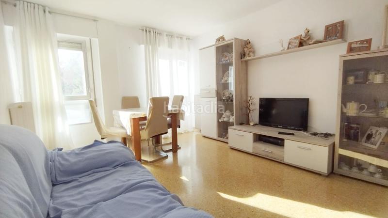 Foto a40e99b1-2781-44d0-a77d-6f9a52dae2a6. Rent flat with heating parking in Ranillas Zaragoza