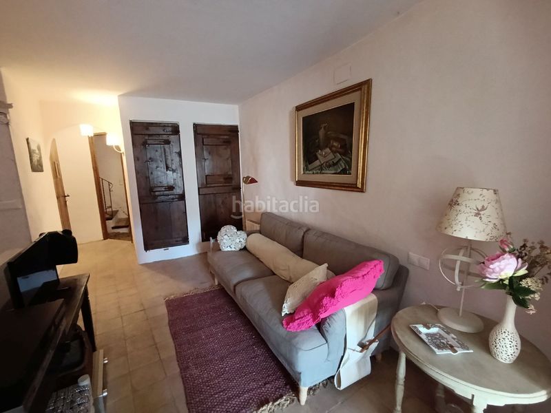 Foto 48418284-d422-4e39-a737-c3c4aed95a43. Masia amb calefacció a Lascuarre