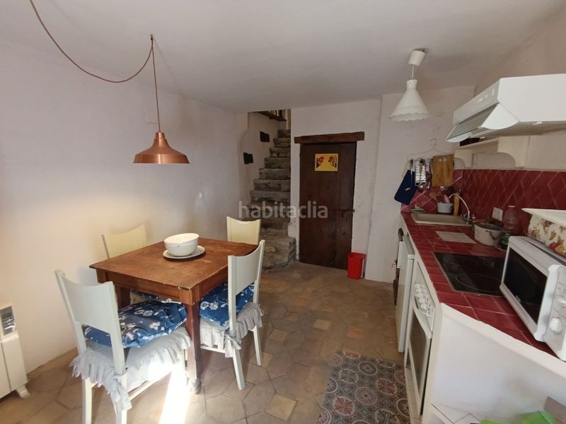 Foto ac4d7cc5-f5e6-49e3-a27d-c9daca593a16. Masia amb calefacció a Lascuarre