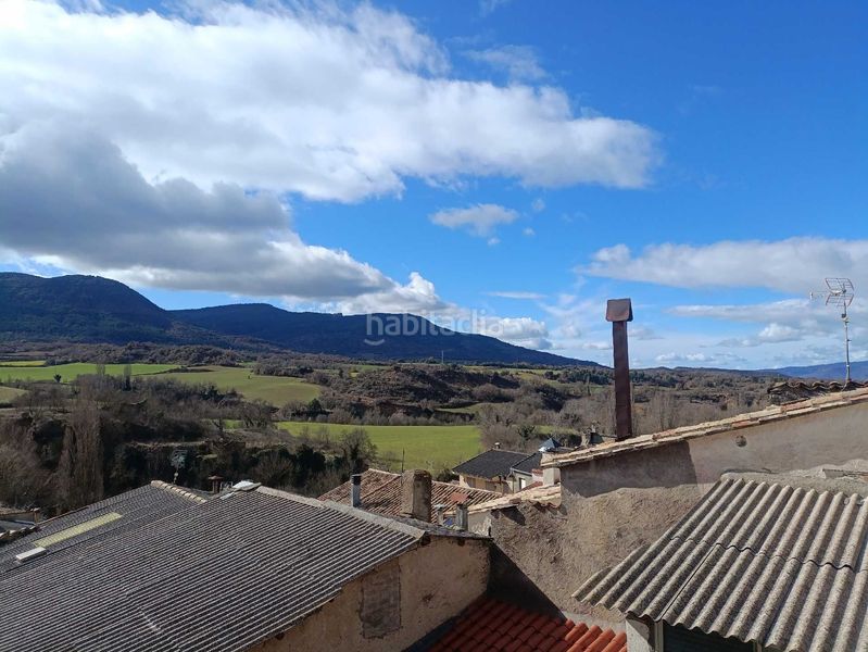 Foto cf8f663a-8c00-4001-8fcd-9dbdd3e1f9f2. Masia amb calefacció a Lascuarre
