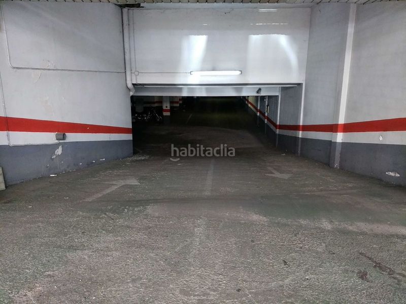 Foto befe6579-83cc-4776-94f7-6f128952efc2. Aparcament cotxe a Las Fuentes Zaragoza