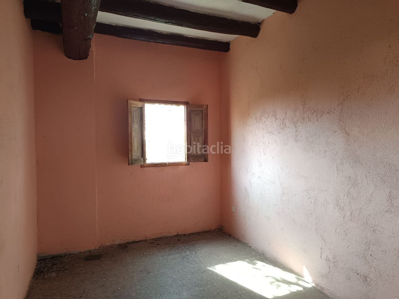 Foto 3e0bce3d-b948-4a08-bdf5-af65dab1a68b. Casa amb aparcament a Alquézar