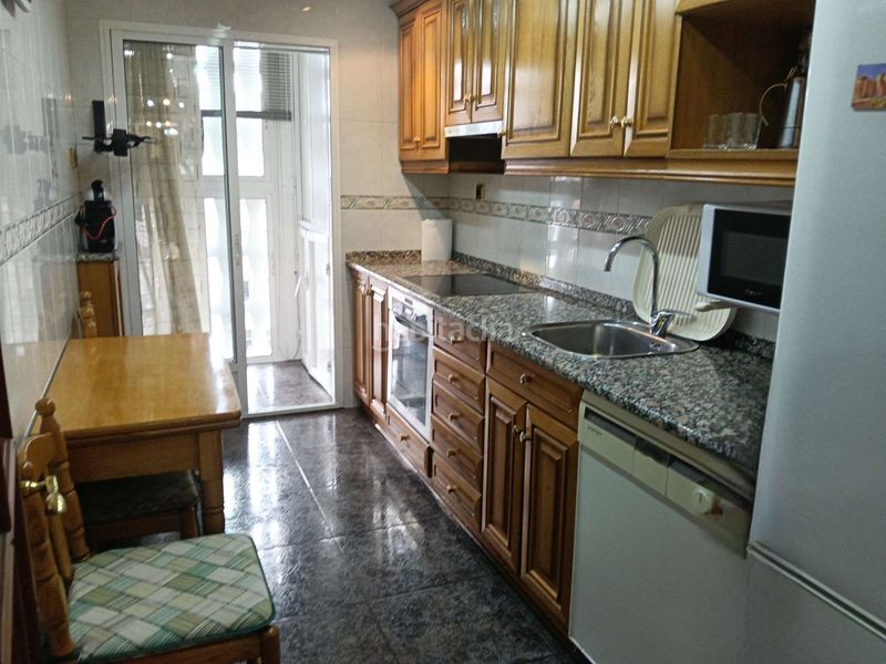 Foto 5984f610-42e2-45b0-b4ce-4b2d19b7c3f4. Pis amb calefacció aparcament a Parque Palomar - Bombarda Zaragoza