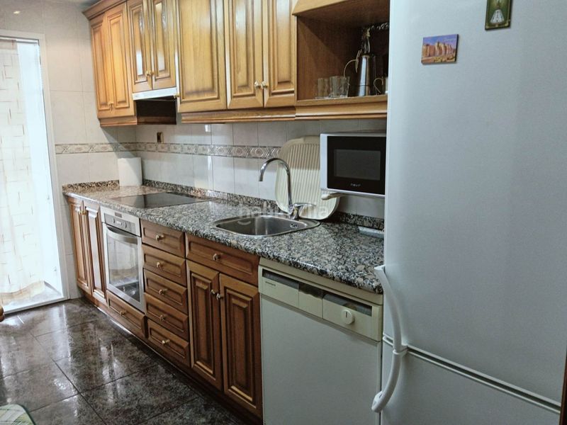 Foto cf5653ae-fde6-423c-95f3-7b873b800a4c. Pis amb calefacció aparcament a Parque Palomar - Bombarda Zaragoza