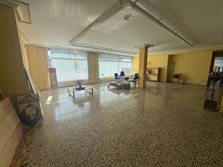 Lloguer Local Comercial  Iglesias