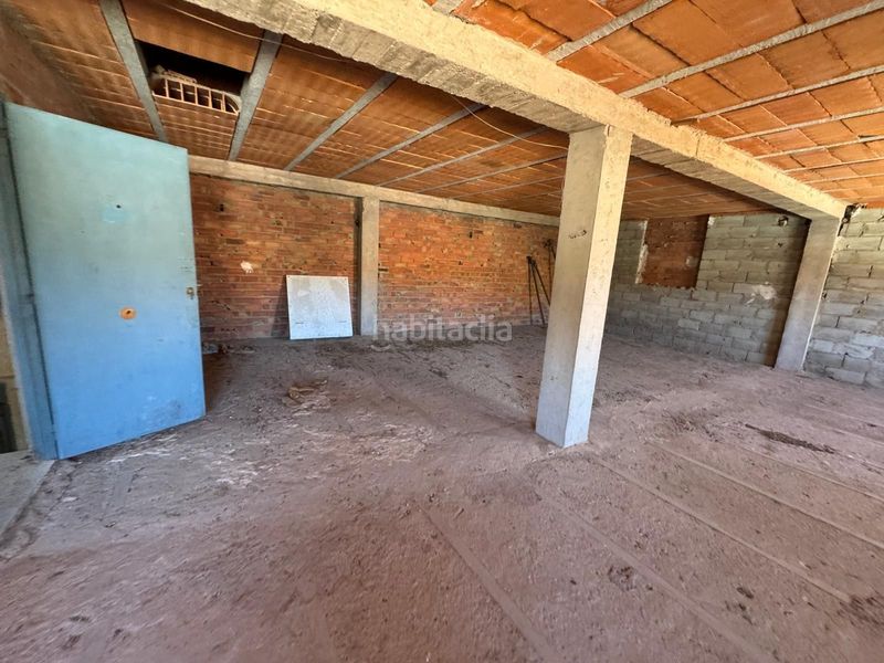 Foto 269fd19b-651f-43be-8f37-aed447cb1a1d. Nau industrial a Illueca
