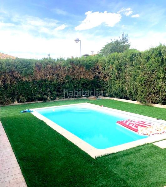 Foto fe372c2f-40b2-45ae-a09a-62c8d28b5195. Maison avec chauffage parking piscine dans Pinseque