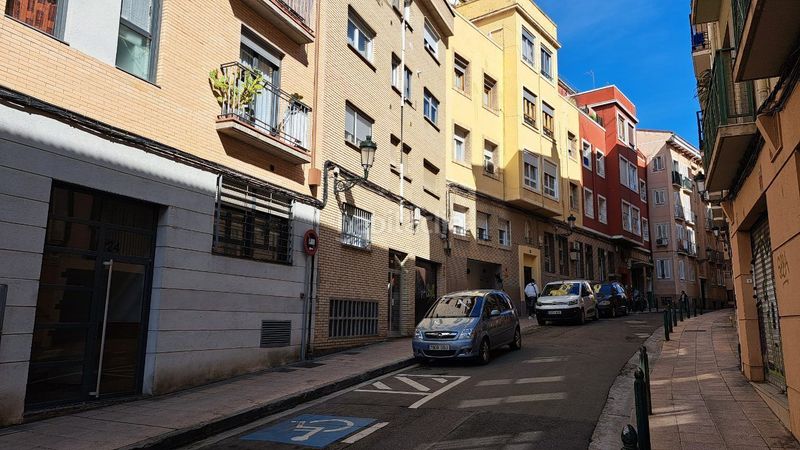 Foto 43dd1ce3-6185-486d-bdb9-ca0cf78ce468. Piso en La Magdalena Zaragoza