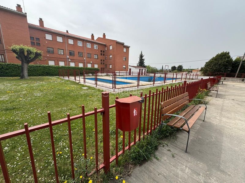 Foto 183c9385-afc6-43a7-9d3b-63019efcff40. Pis amb calefacció piscina a Borja