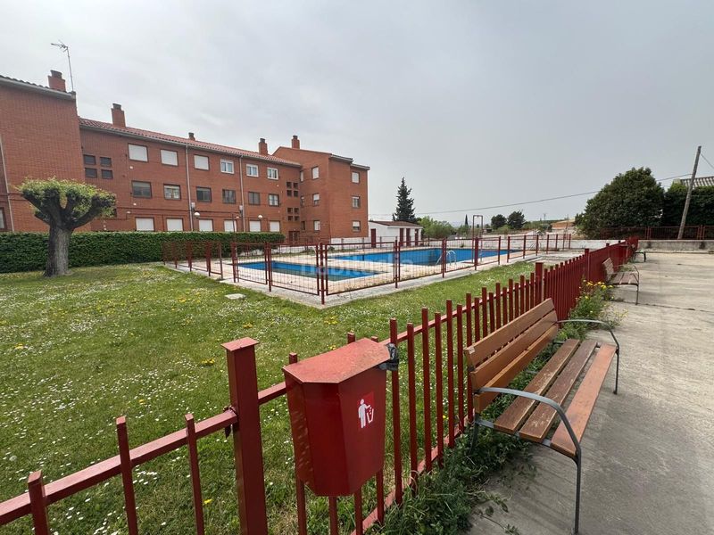 Foto bbab0c6a-7bba-45e8-b4d6-49d088a552a4. Pis amb calefacció piscina a Borja