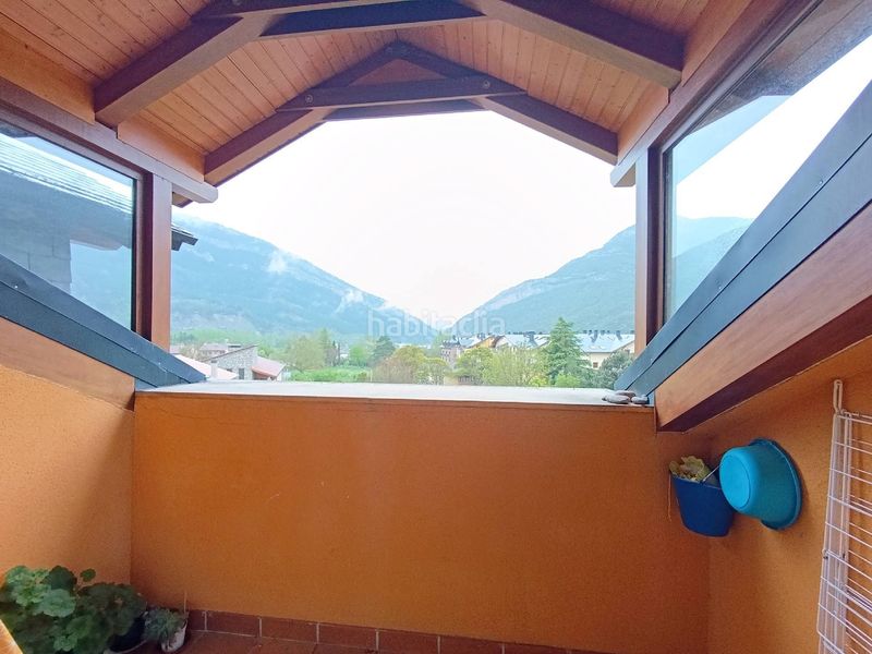 Foto 547f2806-1f1e-47fc-a04b-1e4b50157d16. Pis amb calefacció aparcament a Campo