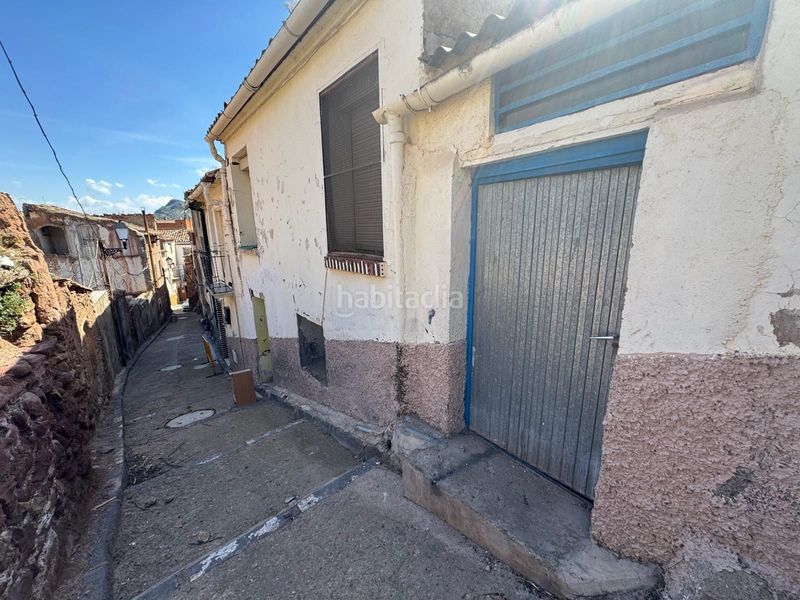 Foto f5e46c95-625f-4fc3-848f-e6cb989d9e89. Masia a Illueca