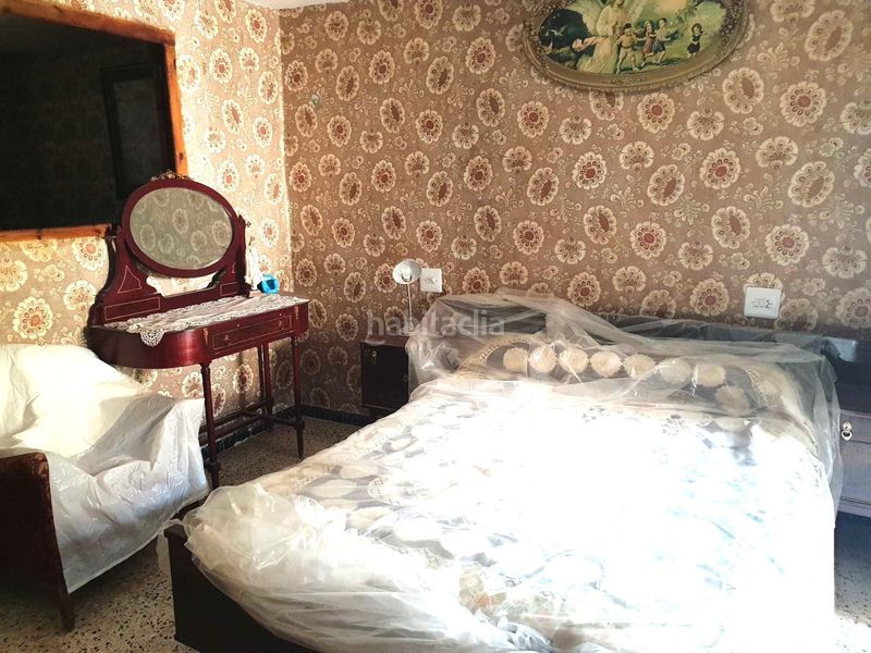 Foto bb6c5a4c-672c-41c7-9b67-ae51f4fb3341. Casa a Paracuellos de la Ribera