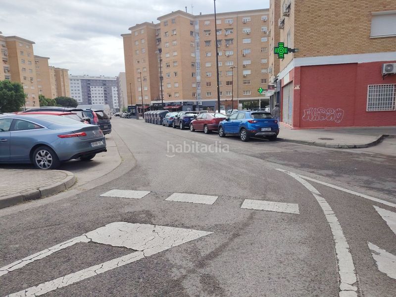 Foto 8a21f5b9-9e9b-41dc-8947-9534e77a2b0a. Aparcament cotxe a La Jota Zaragoza