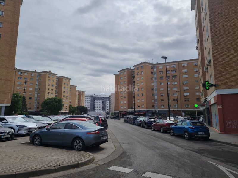 Foto ab54c314-b7d9-4419-b381-fd3c58a6e906. Aparcament cotxe a La Jota Zaragoza