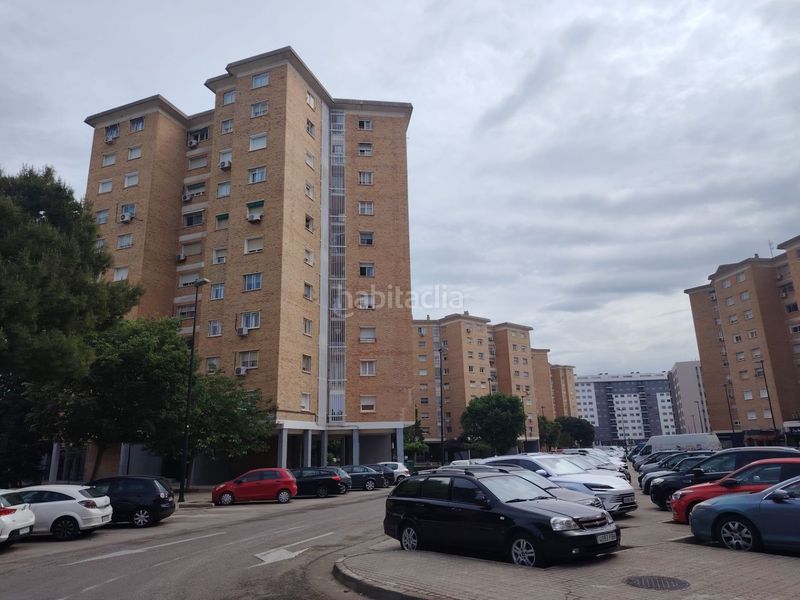 Foto c41ff139-1577-47de-8245-08671c2d1ff9. Aparcament cotxe a La Jota Zaragoza