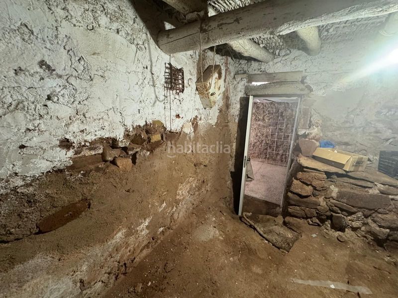 Foto 22e9d0fc-8391-49cf-a706-8504d100a144. Masia amb aparcament a Illueca