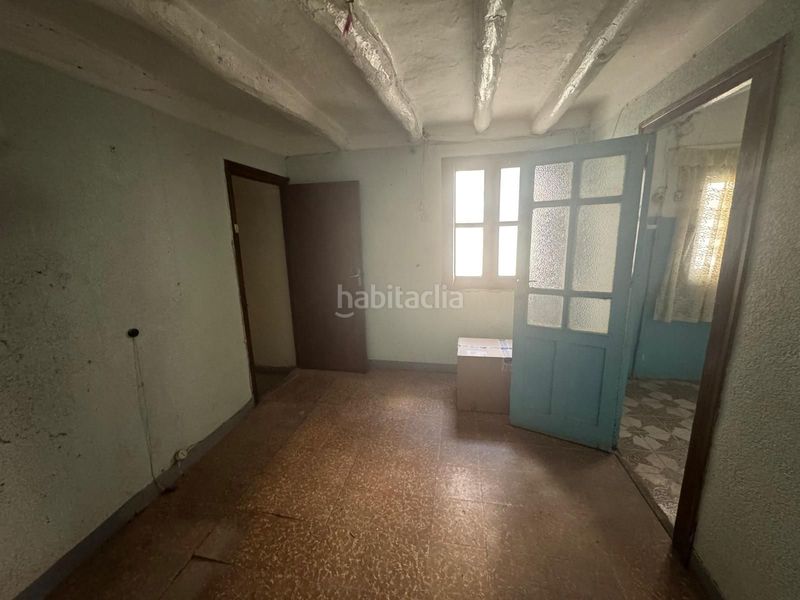 Foto aaab108f-7b3a-4605-a171-9fb74abd09af. Masia amb aparcament a Illueca