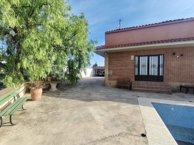 Foto 1832013c-d73d-460a-b6d3-f8bc90830f1b. Casa amb calefacció aparcament piscina a Garrapinillos Zaragoza