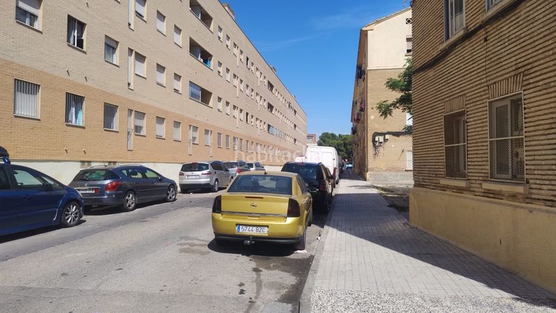 Foto 14a3b4ed-dee9-48f4-b93b-398edca2daa0. Pis a Oliver Zaragoza