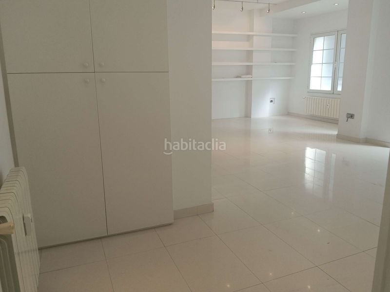 Foto 61b3b30a-00fc-4150-b295-85f5ffc7e5ee. Alquiler piso en Paseo Constitución - Las Damas Zaragoza