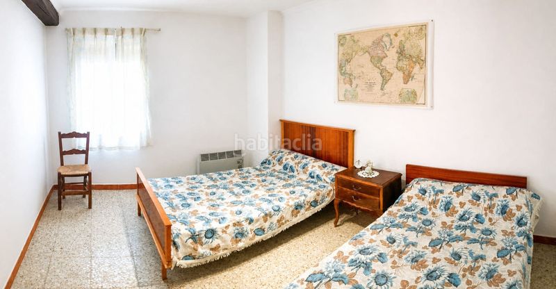 Foto f7f40b71-2edd-4784-9dd1-79ab9c7045cb. Masia a Montón