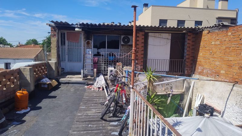 Foto de14b040-1492-4beb-824c-1b9a828b496c. Casa adossada amb calefacció a Oliver Zaragoza